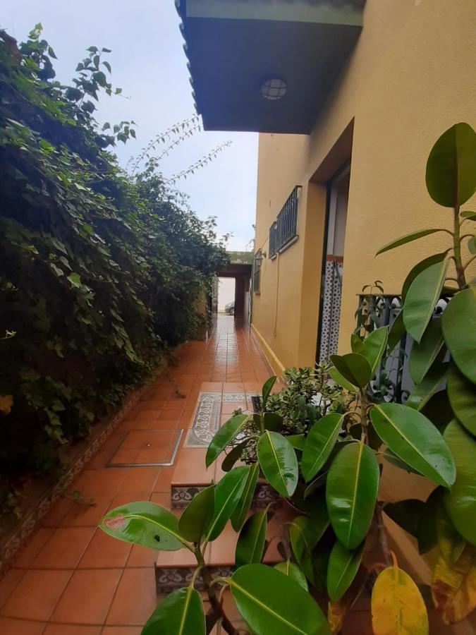 Gibraltar Views Guest House La Línea de la Concepción Exterior foto