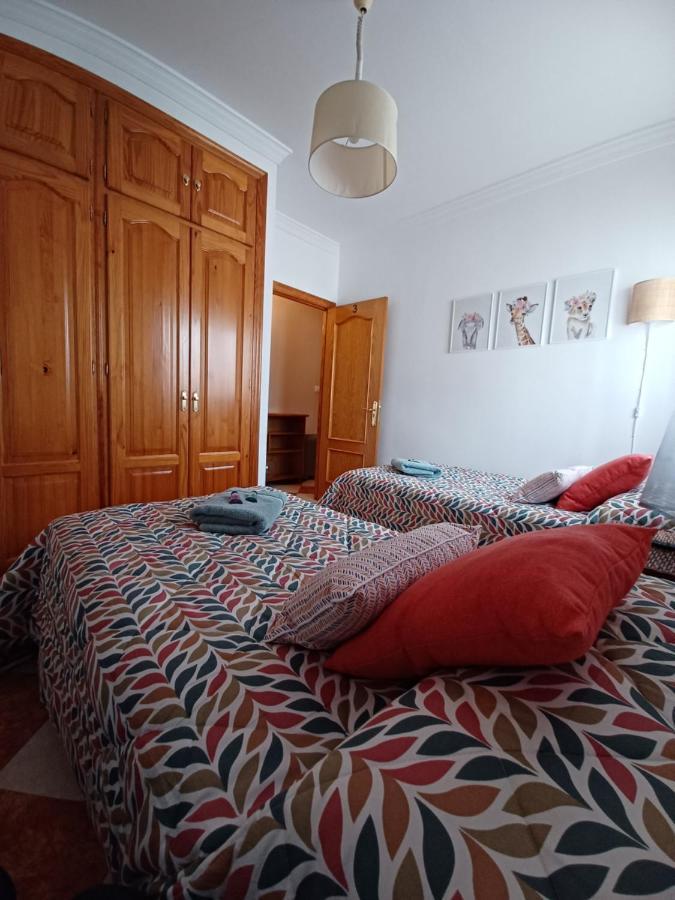 Gibraltar Views Guest House La Línea de la Concepción Habitación foto