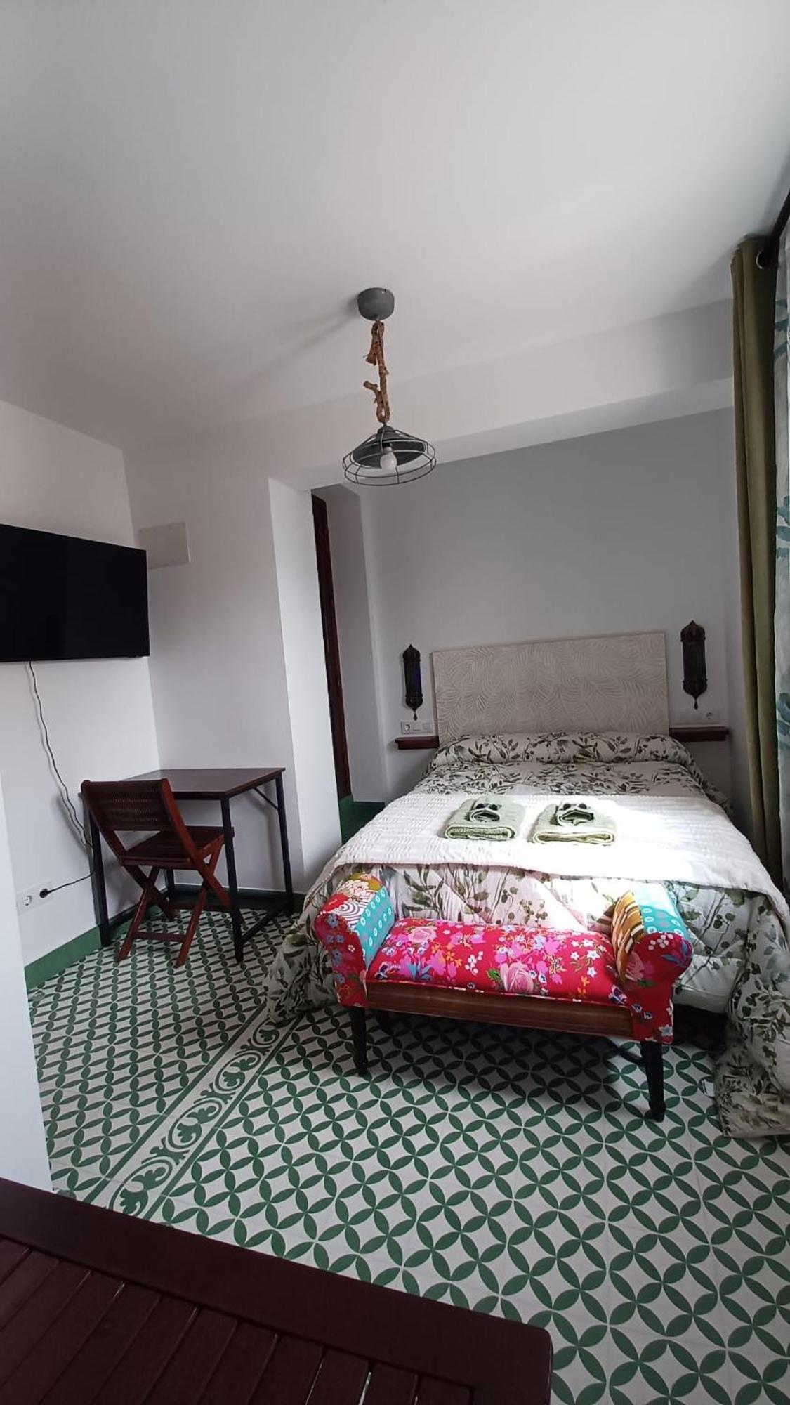 Gibraltar Views Guest House La Línea de la Concepción Habitación foto