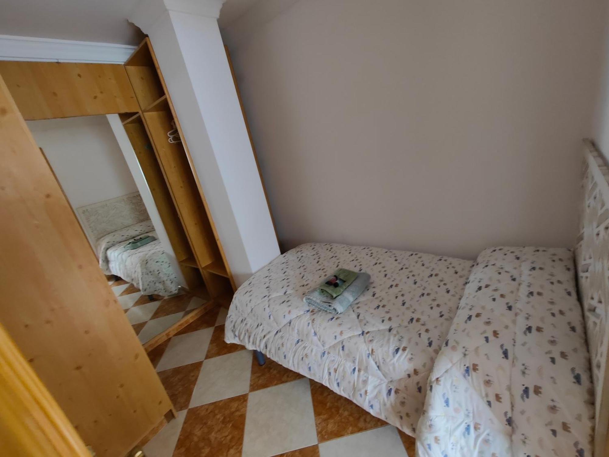 Gibraltar Views Guest House La Línea de la Concepción Habitación foto