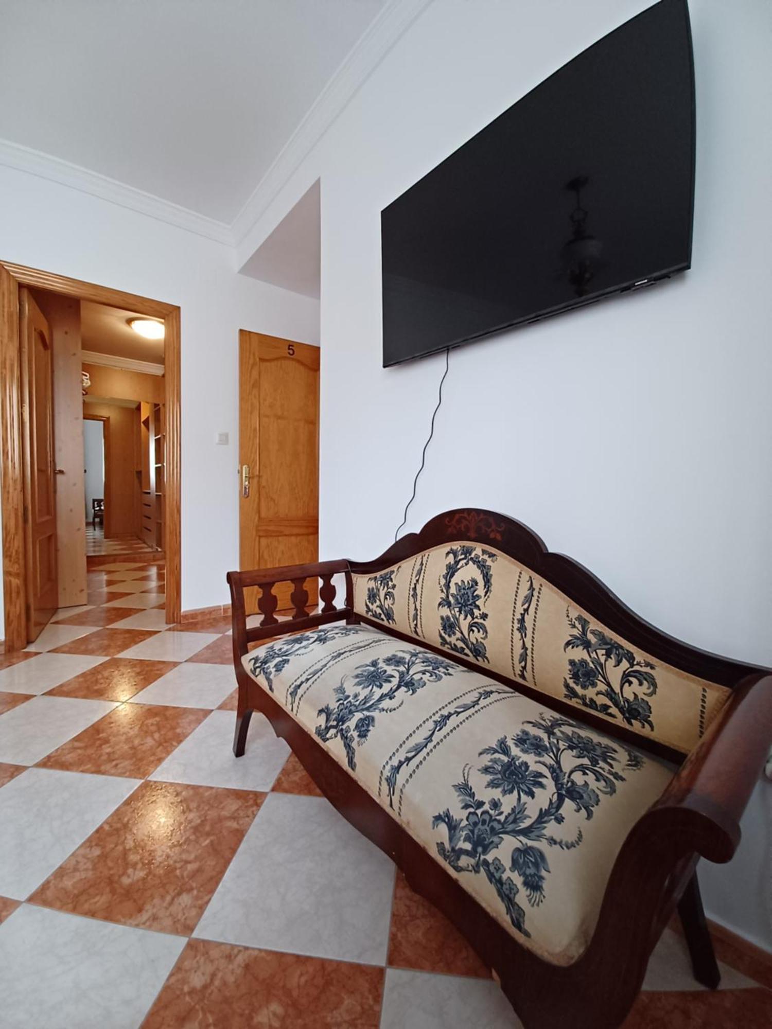 Gibraltar Views Guest House La Línea de la Concepción Habitación foto